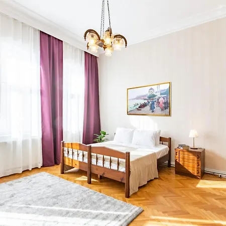 Apartment Historical Flat With A Lovely Sea View In Beyoglu *