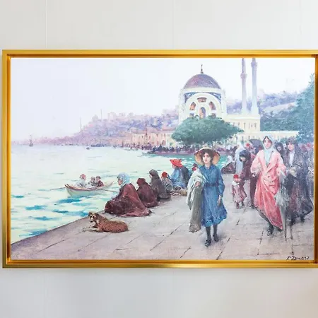 Apartment Historical Flat With A Lovely Sea View In Beyoglu *