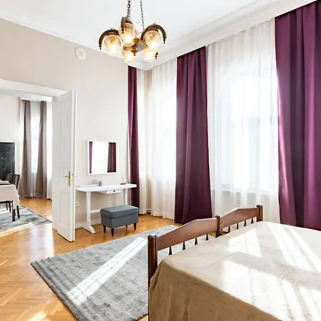 Historical Flat With A Lovely Sea View In Beyoglu Apartment *