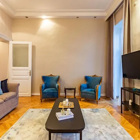 Historical Flat With A Lovely Sea View In Beyoglu Apartment Istanbul